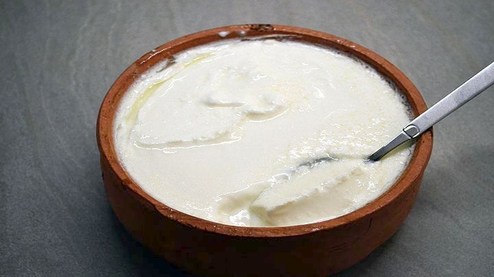 Le yaourt grec, une histoire turque - Observatoire des aliments